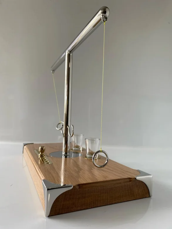 Stainless Steel Swing To Winn Sculpture 004