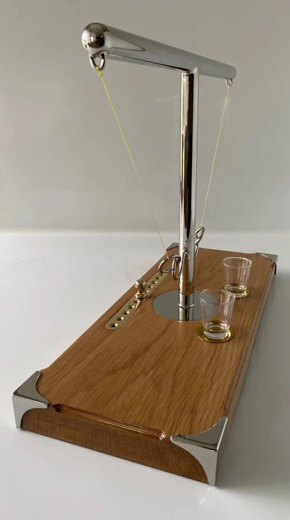 Stainless Steel Swing To Winn Sculpture 006